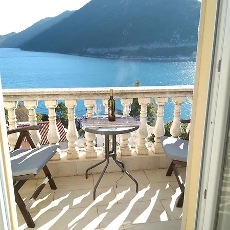 Laura Mljet Apartman Sobra