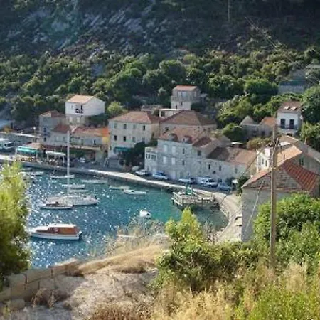 Laura Mljet アパート Sobra