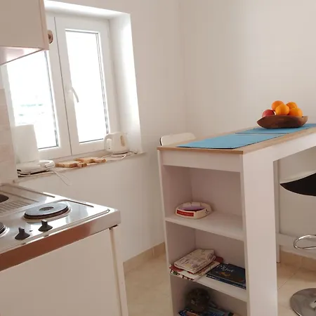 Laura Mljet 아파트