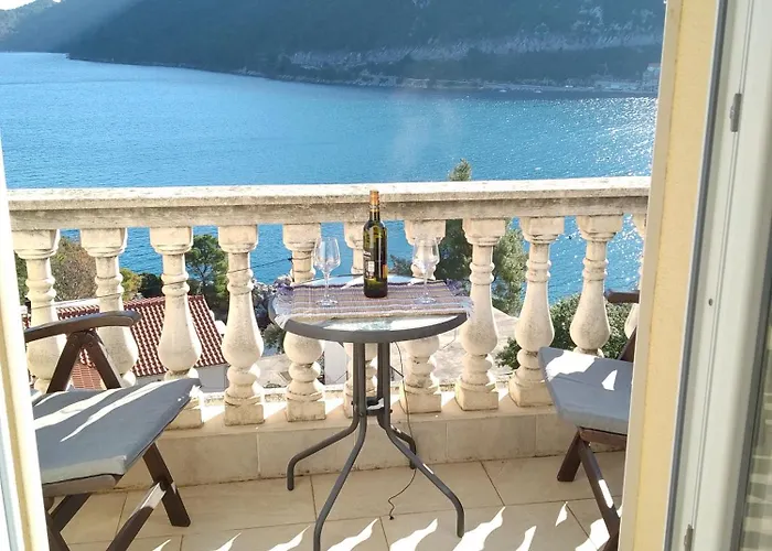 Laura Mljet Apartman Sobra